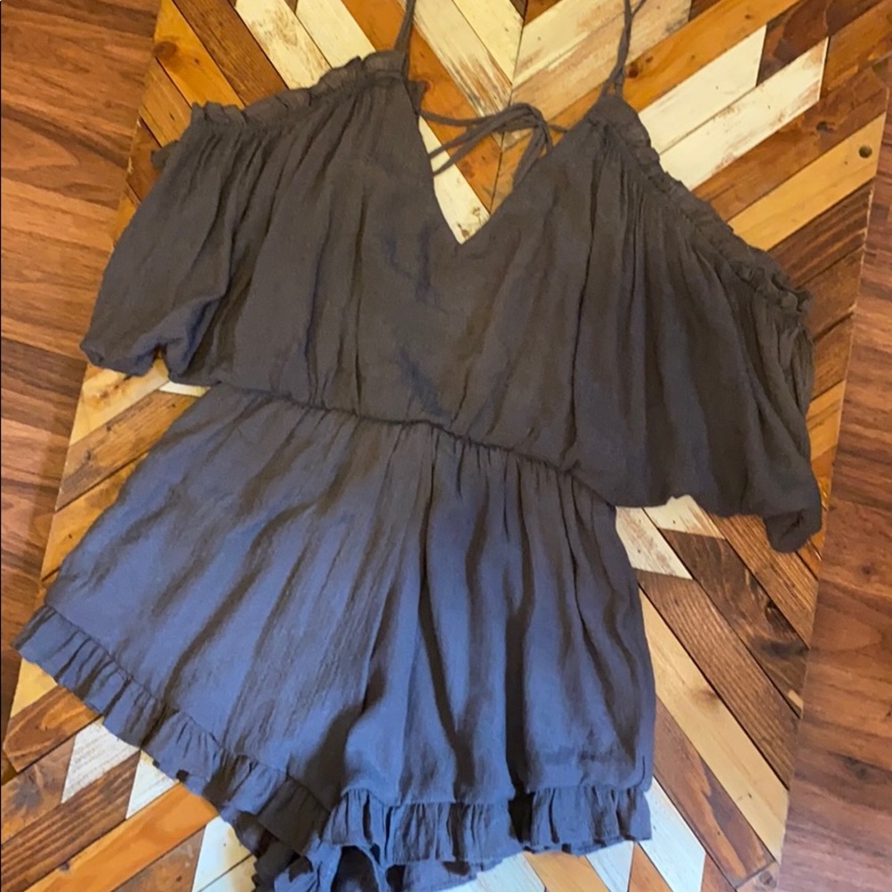 Cold Shoulder Ruffle Edge Romper